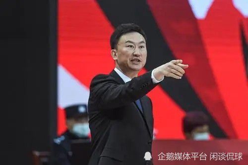 卫生间的呻吟声